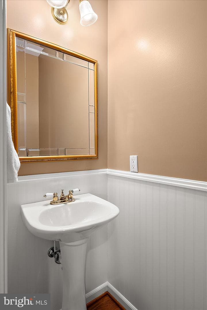 273 Powell Circle photo 28