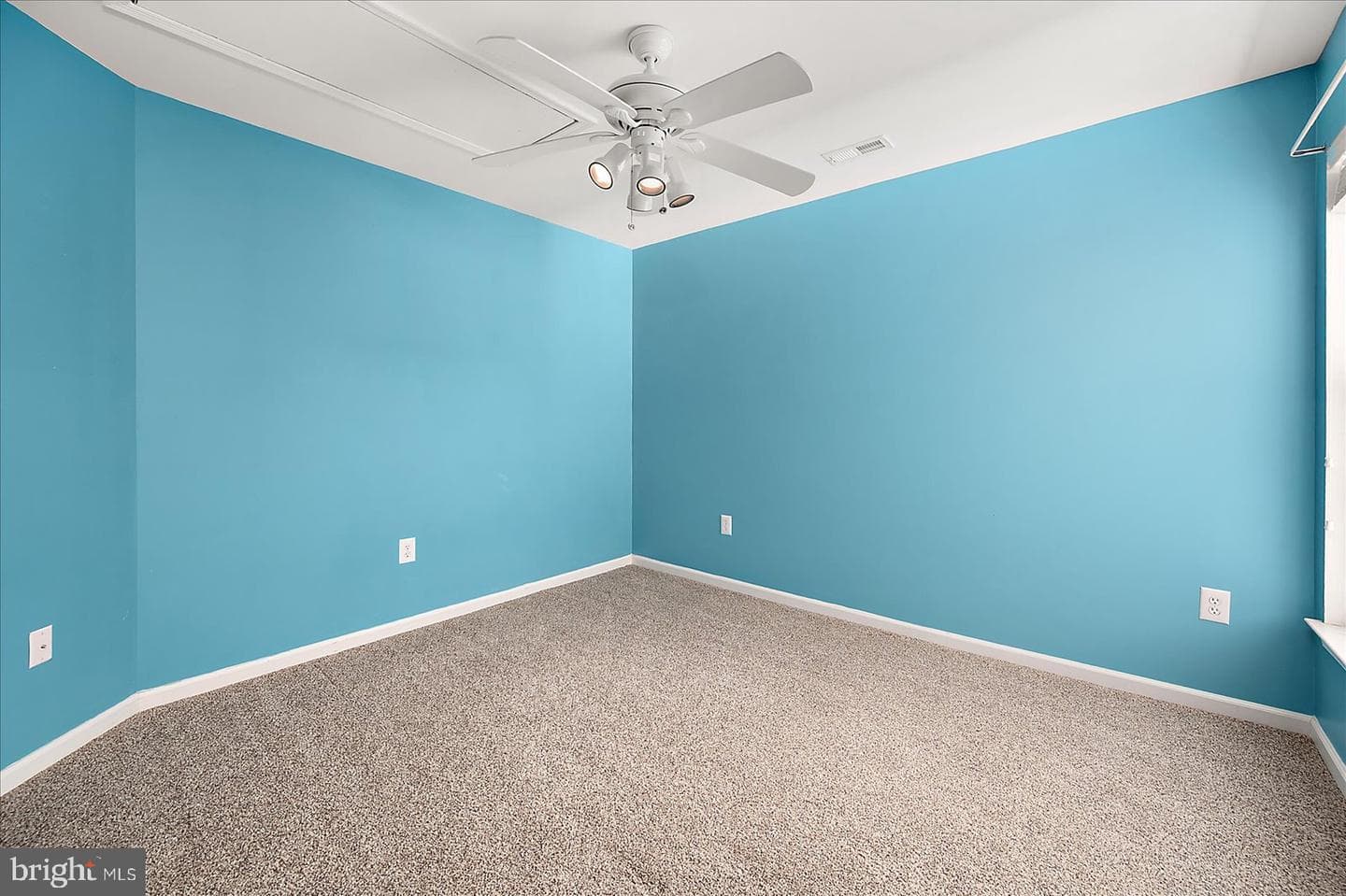 273 Powell Circle photo 43