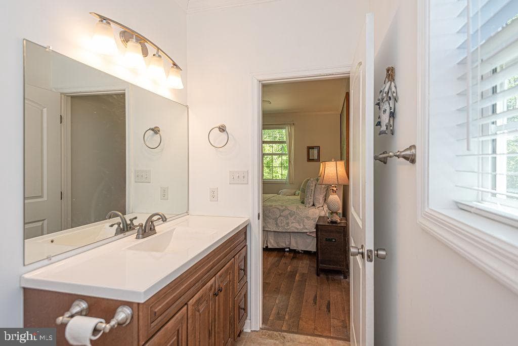 6 Southwind Court photo 40