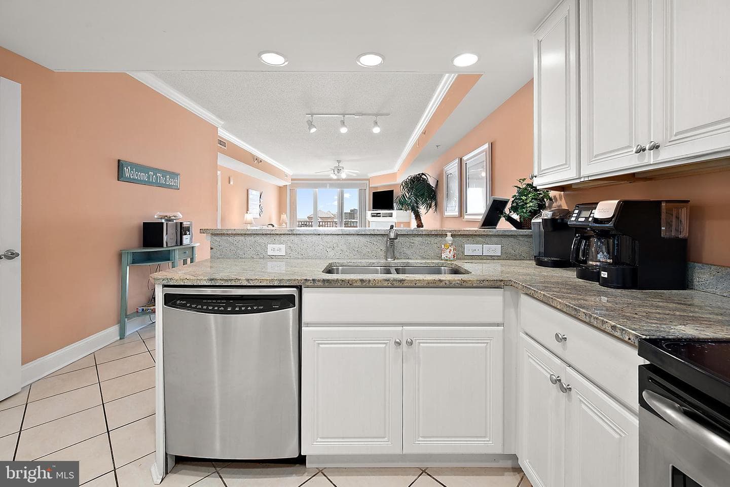 6 7th Street #603 photo 12