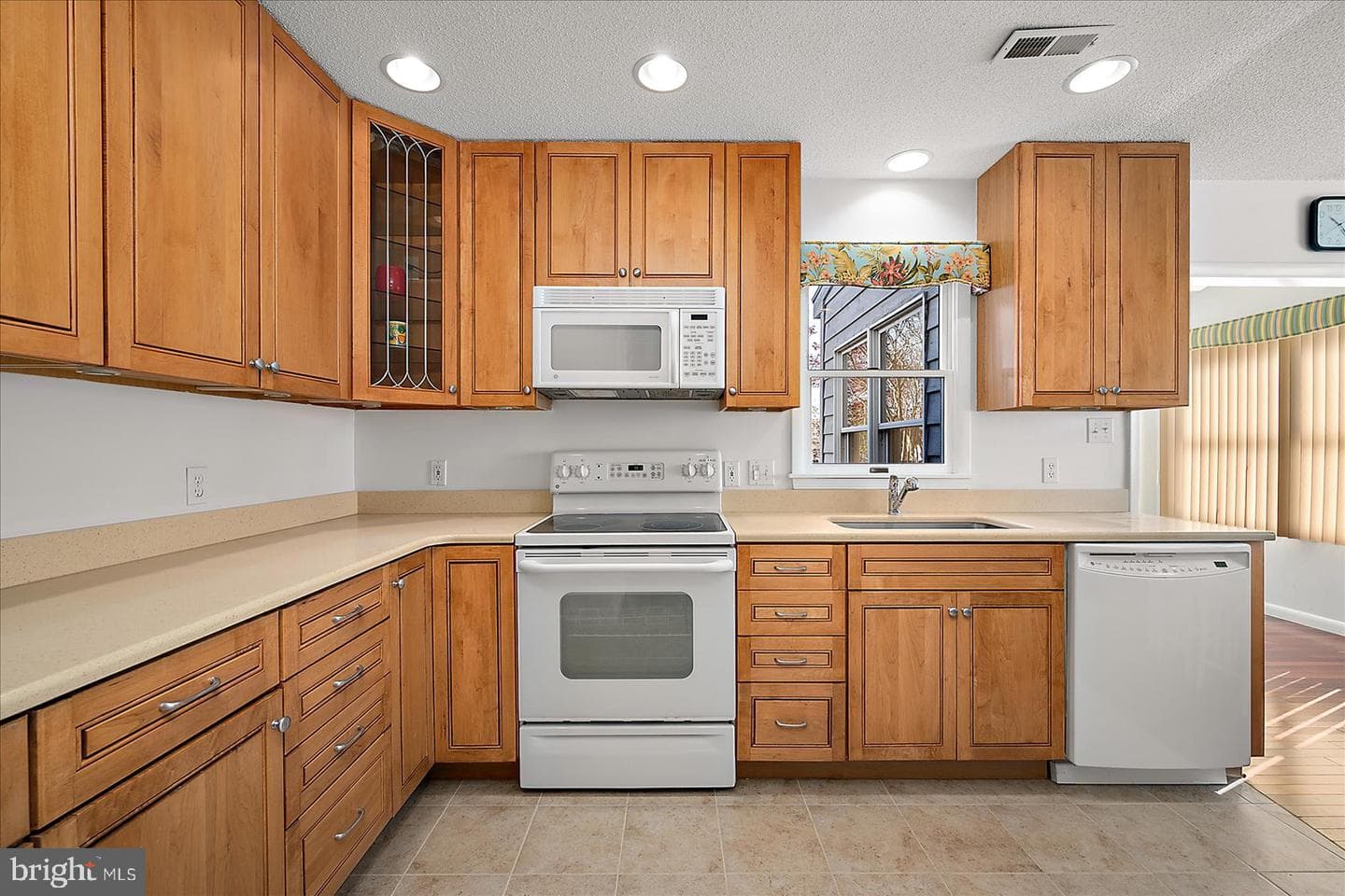 702 Kelly Road #702a photo 13