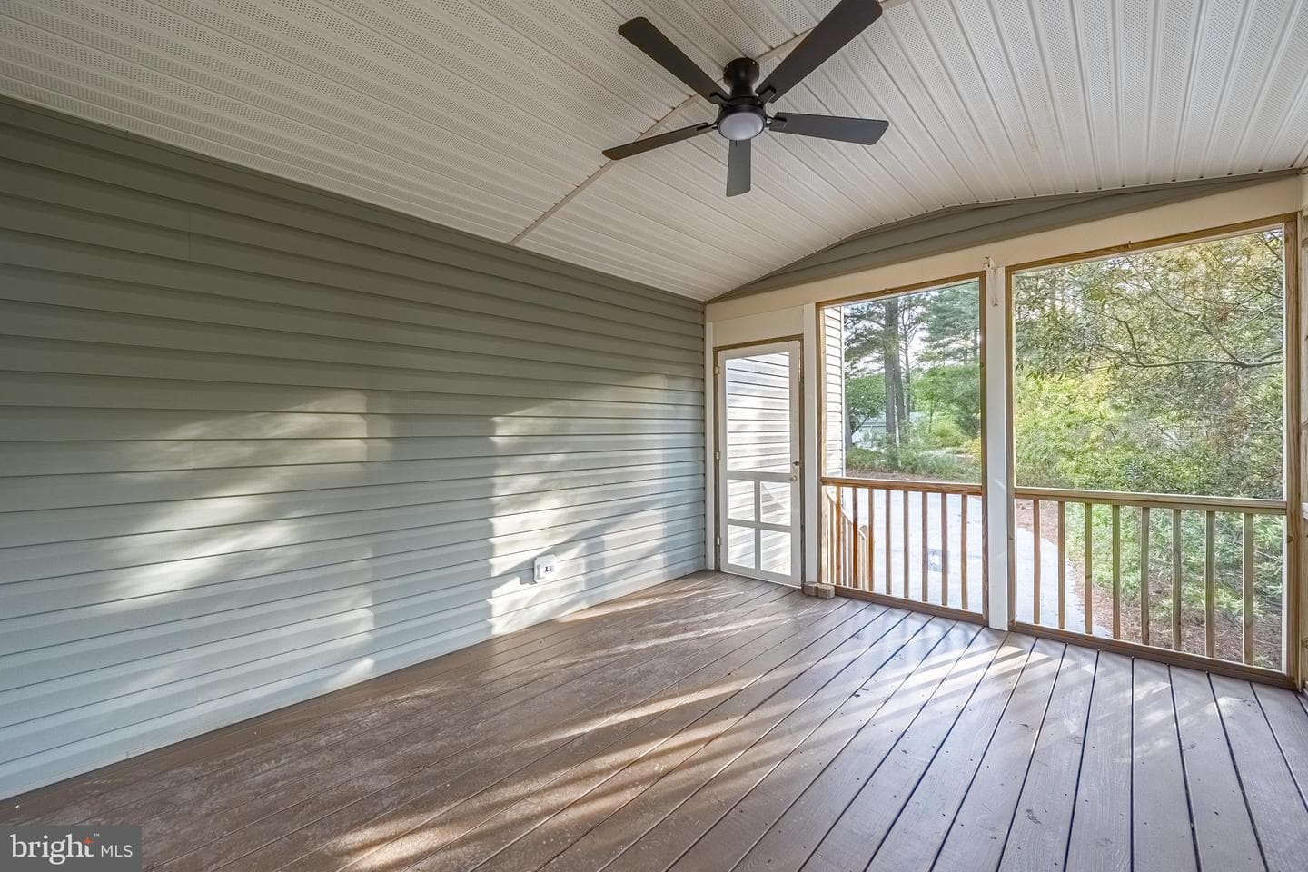 1465 Ocean Parkway photo 49
