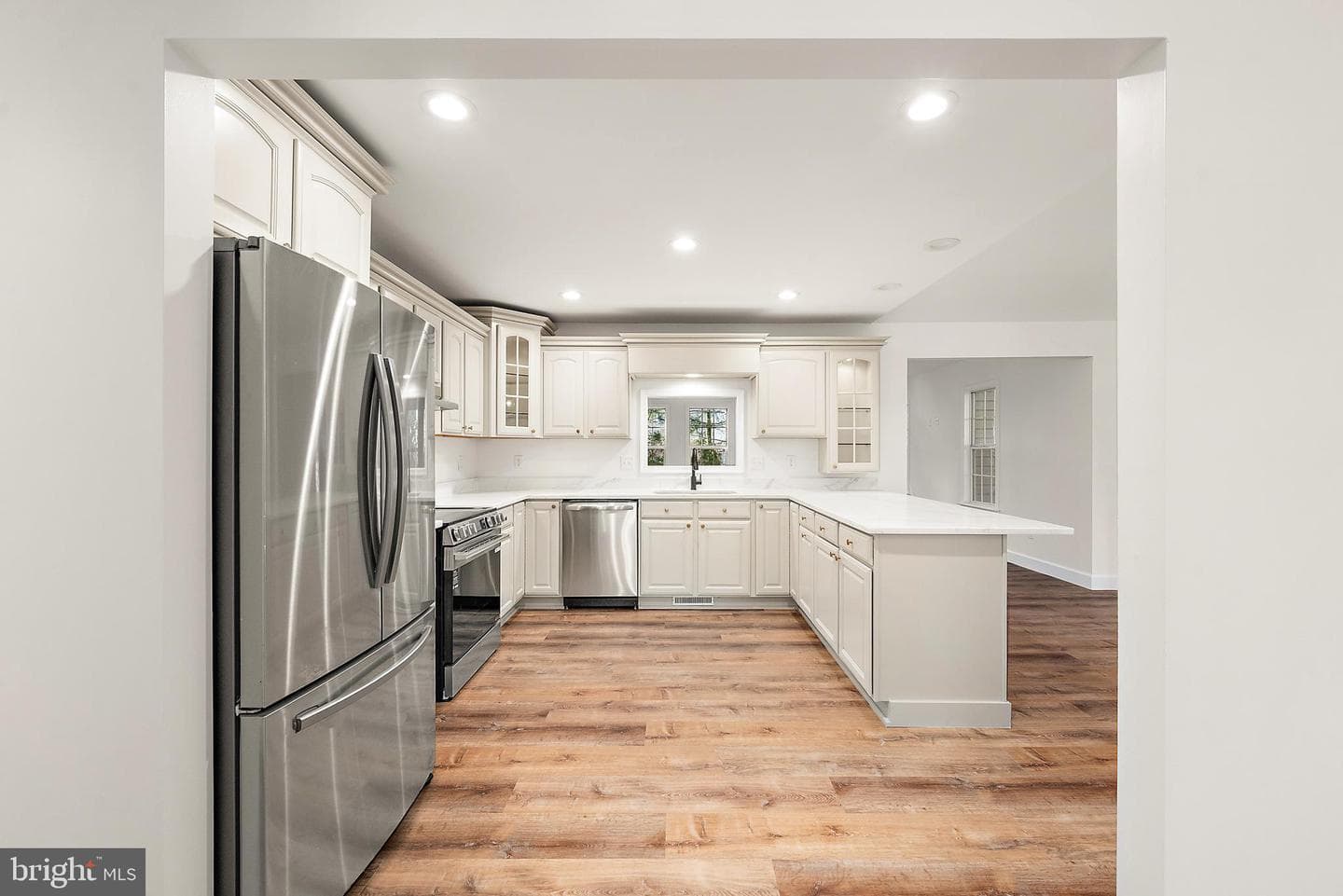 1465 Ocean Parkway photo 9