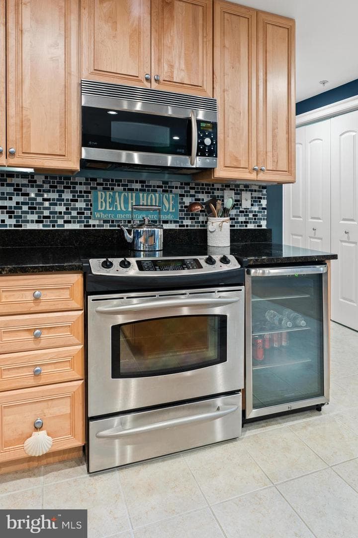 301 14th Street #207 photo 17