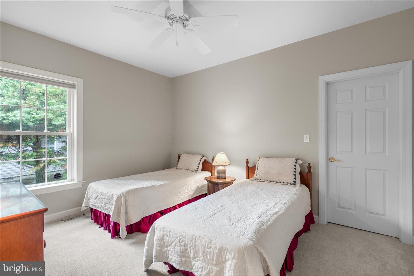 11 Burr Hill Drive photo 34