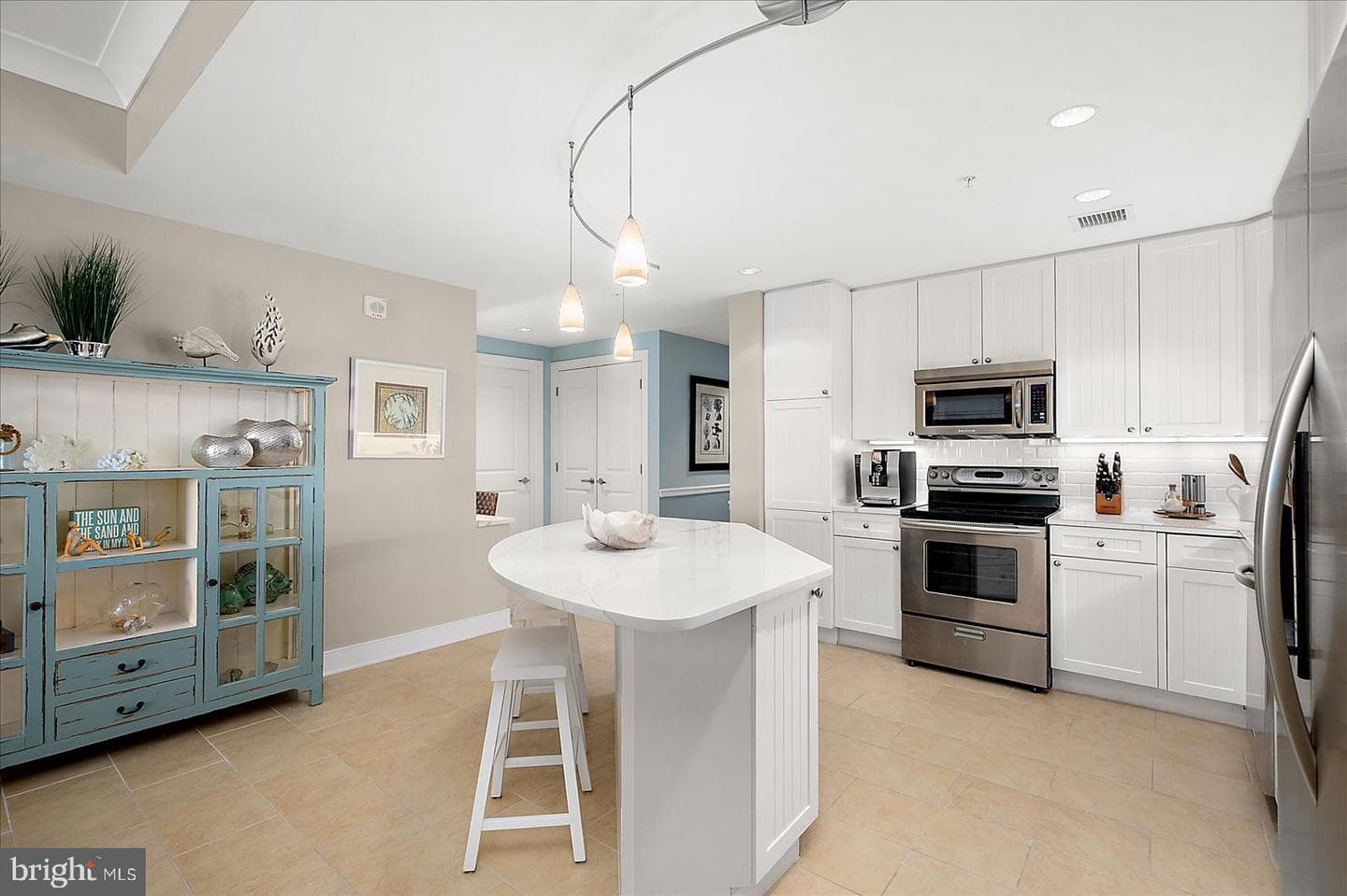 2 48th Street #1207 photo 17