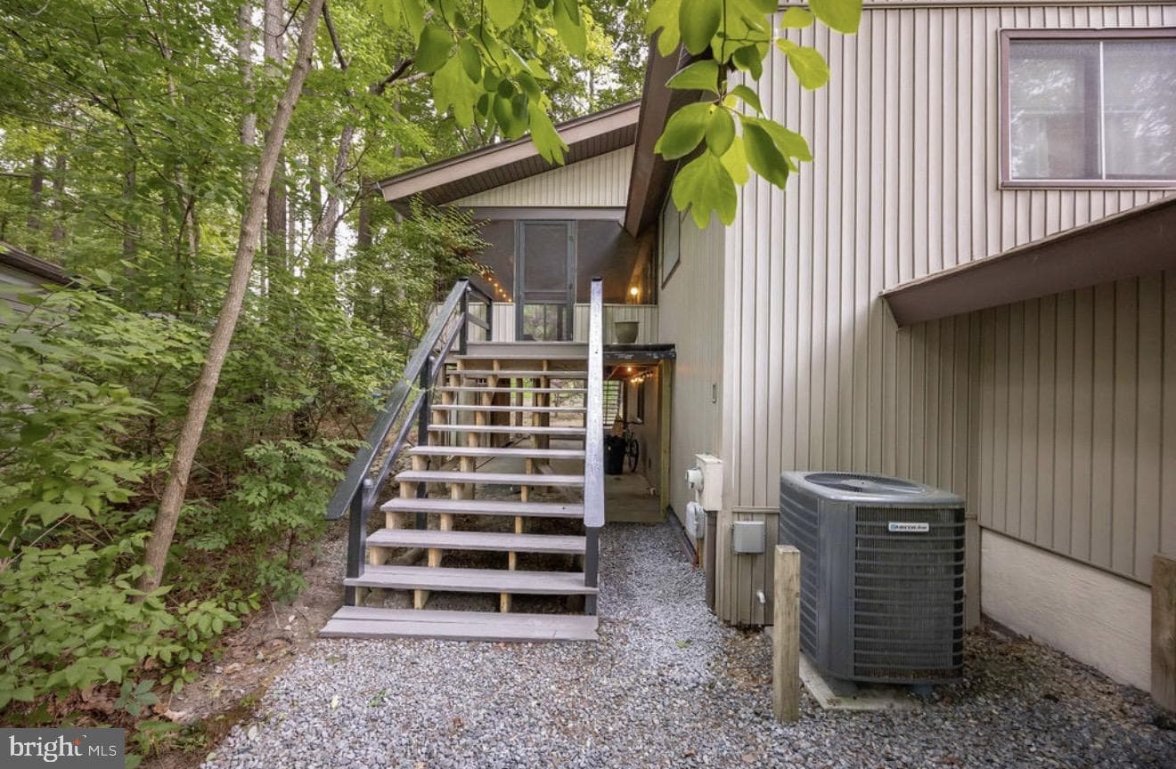 5 Falcon Bridge Road photo 4