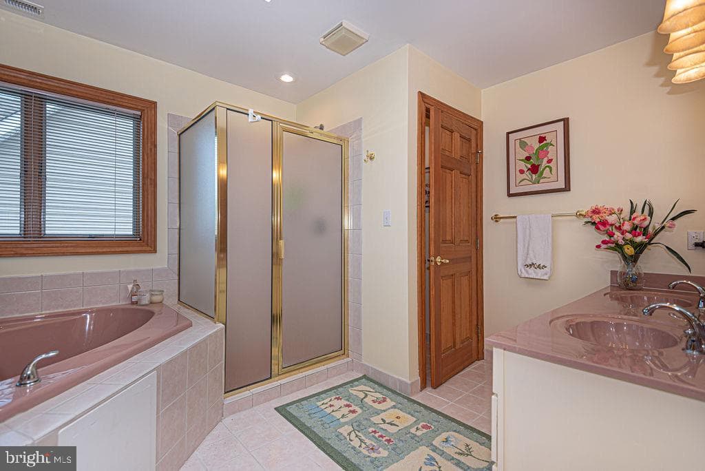 23 Harlan Trace photo 37
