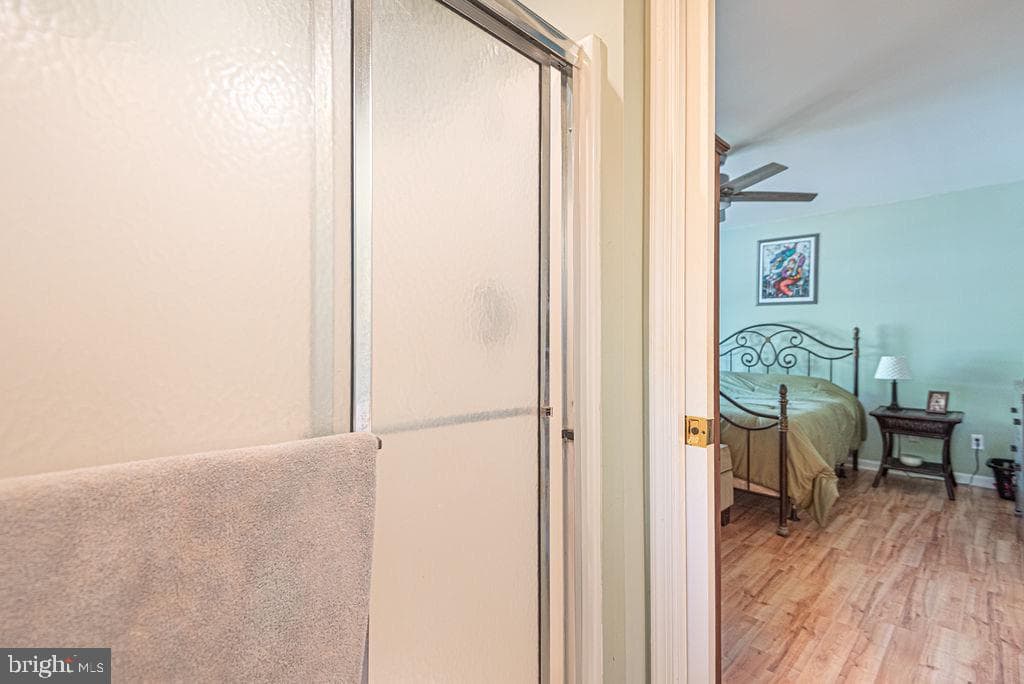 17 Greenwood Lane photo 28