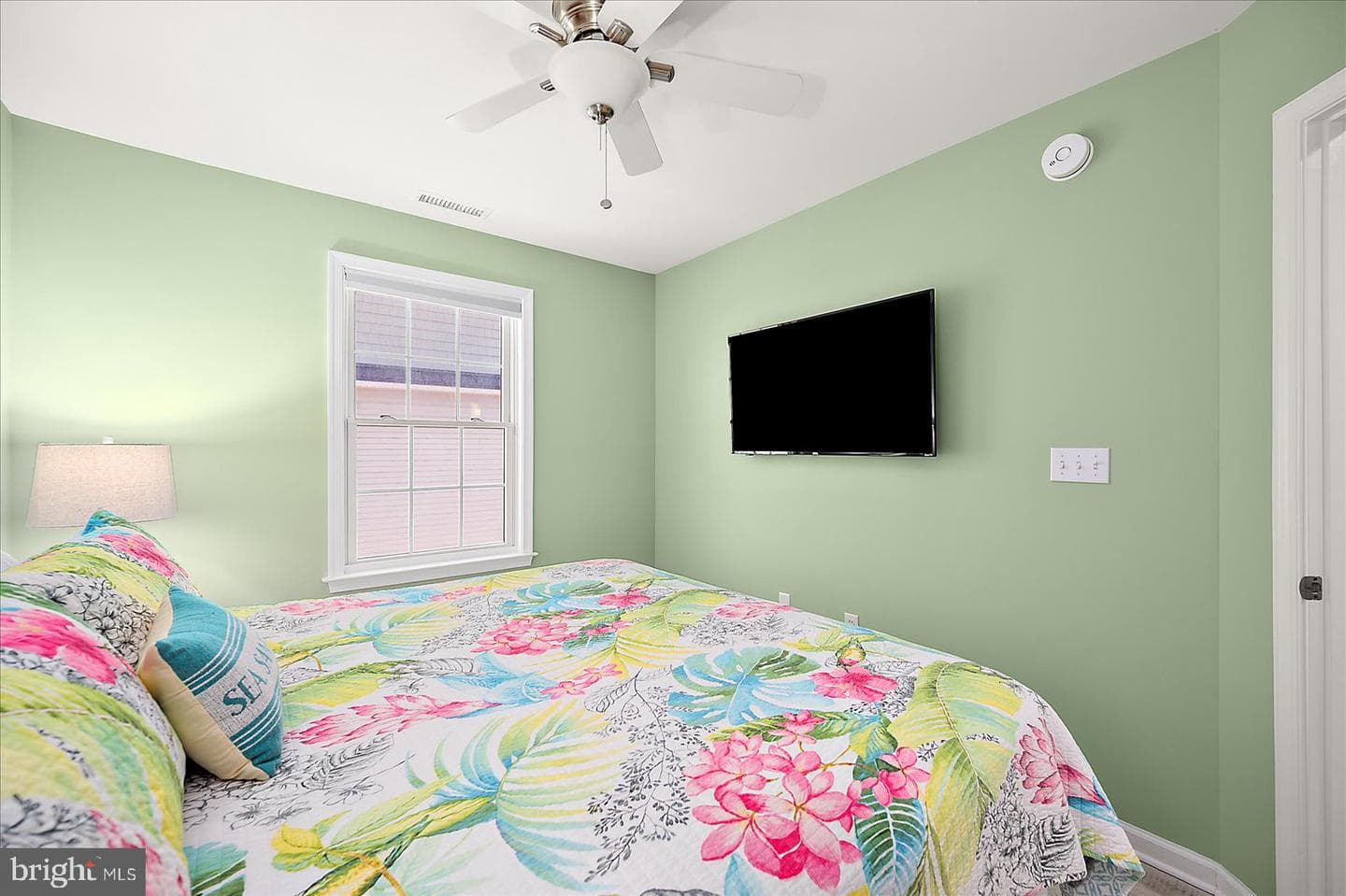 208 7th Street #2 photo 33