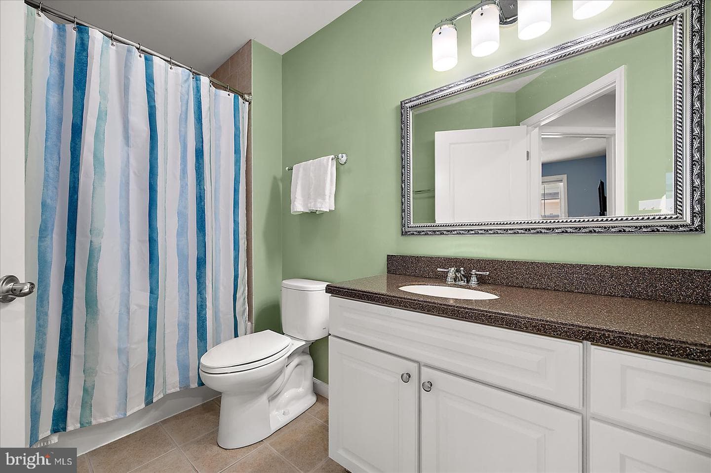 208 7th Street #2 photo 34