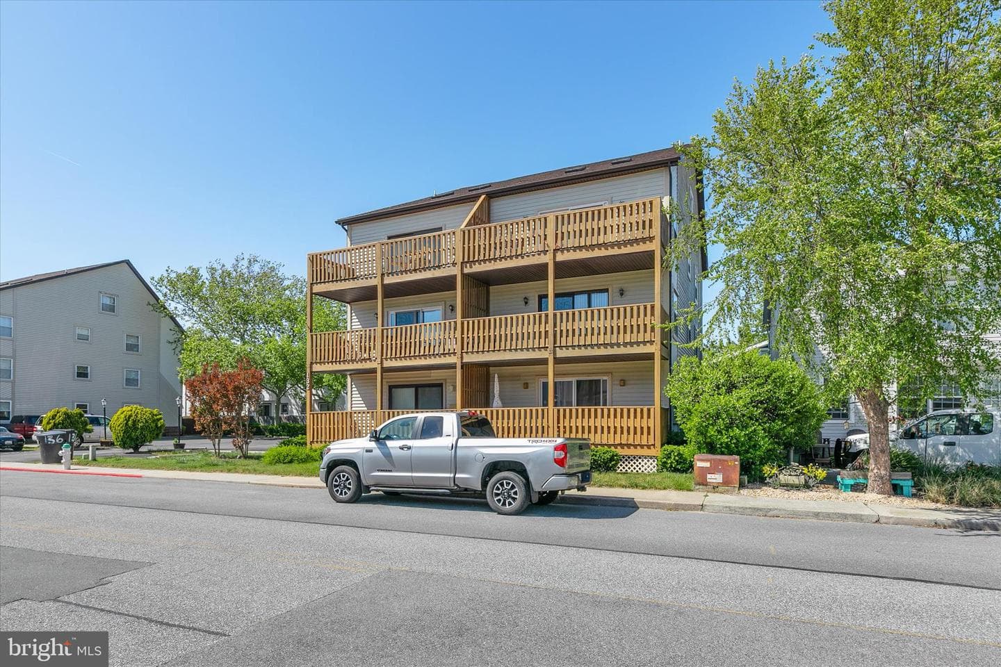 132 Jamestown Road #601 photo 34