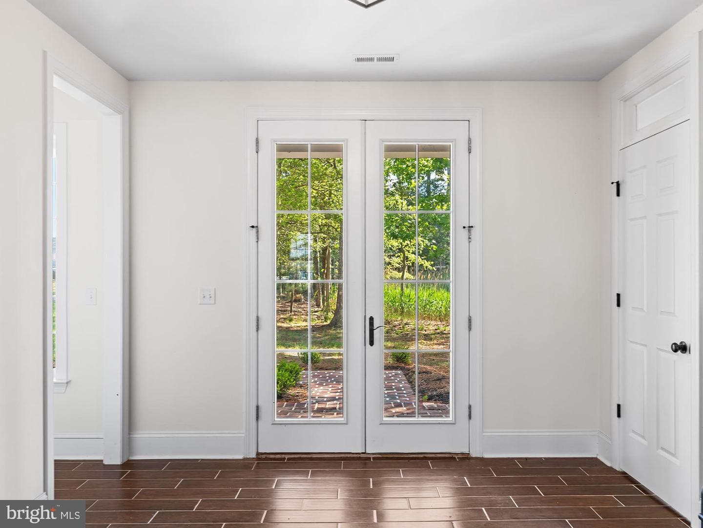 10313 Thirty Knots Ln photo 11