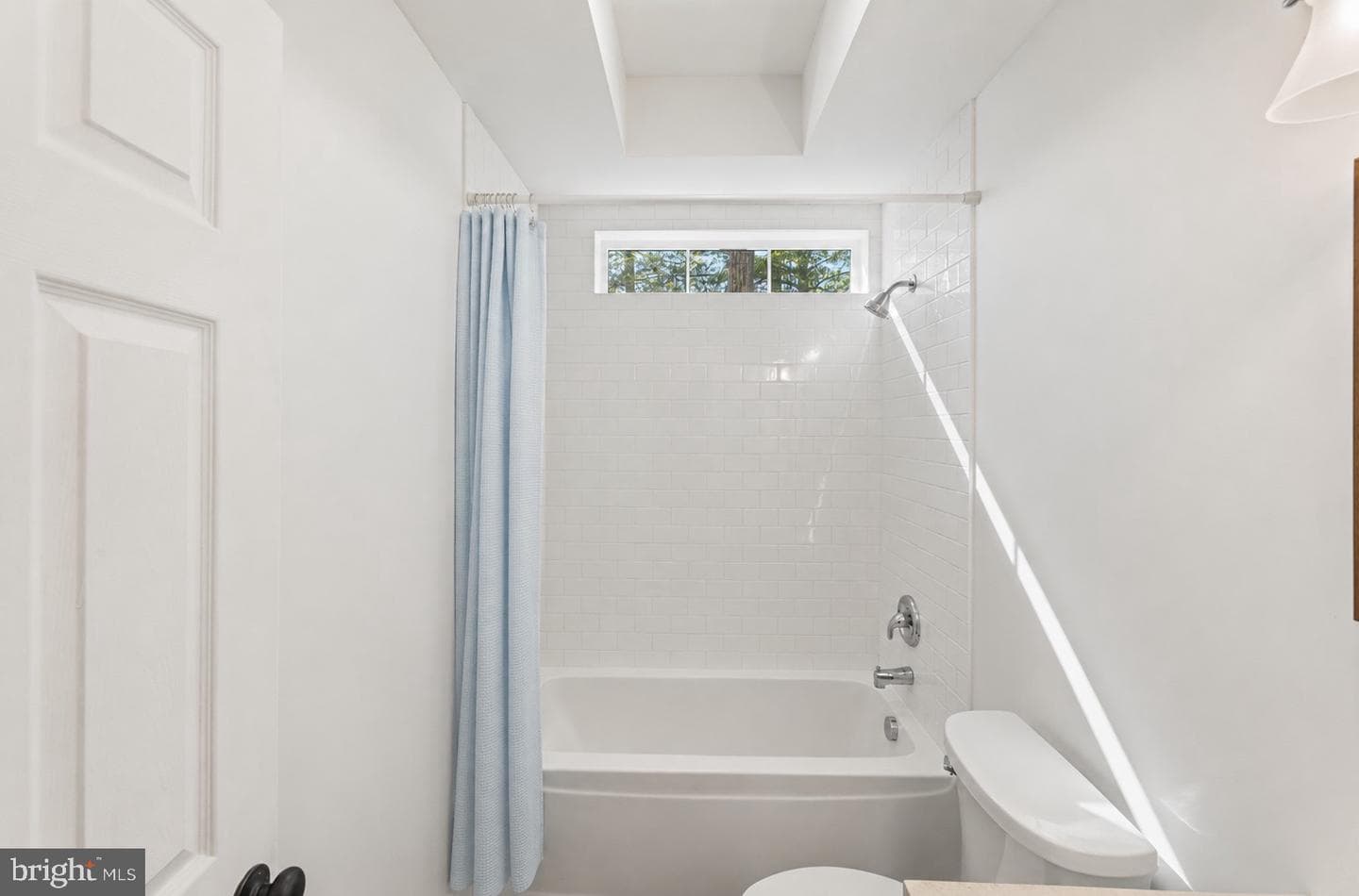 10313 Thirty Knots Ln photo 15