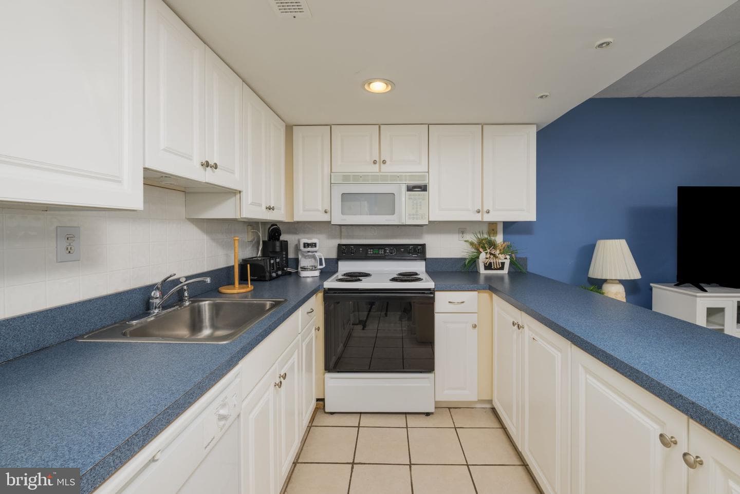 3001 Atlantic Avenue #608 photo 7