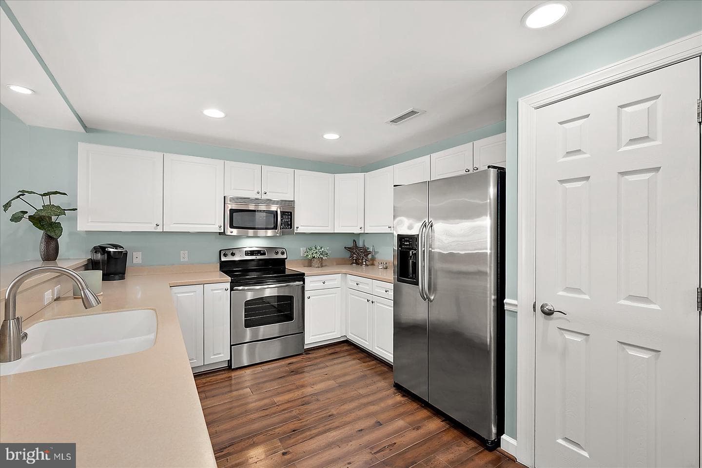 16 138th Street #405 photo 13