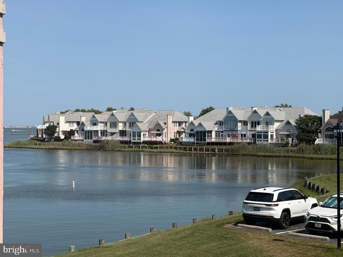 7411 Yacht Club Drive #12402, Berlin