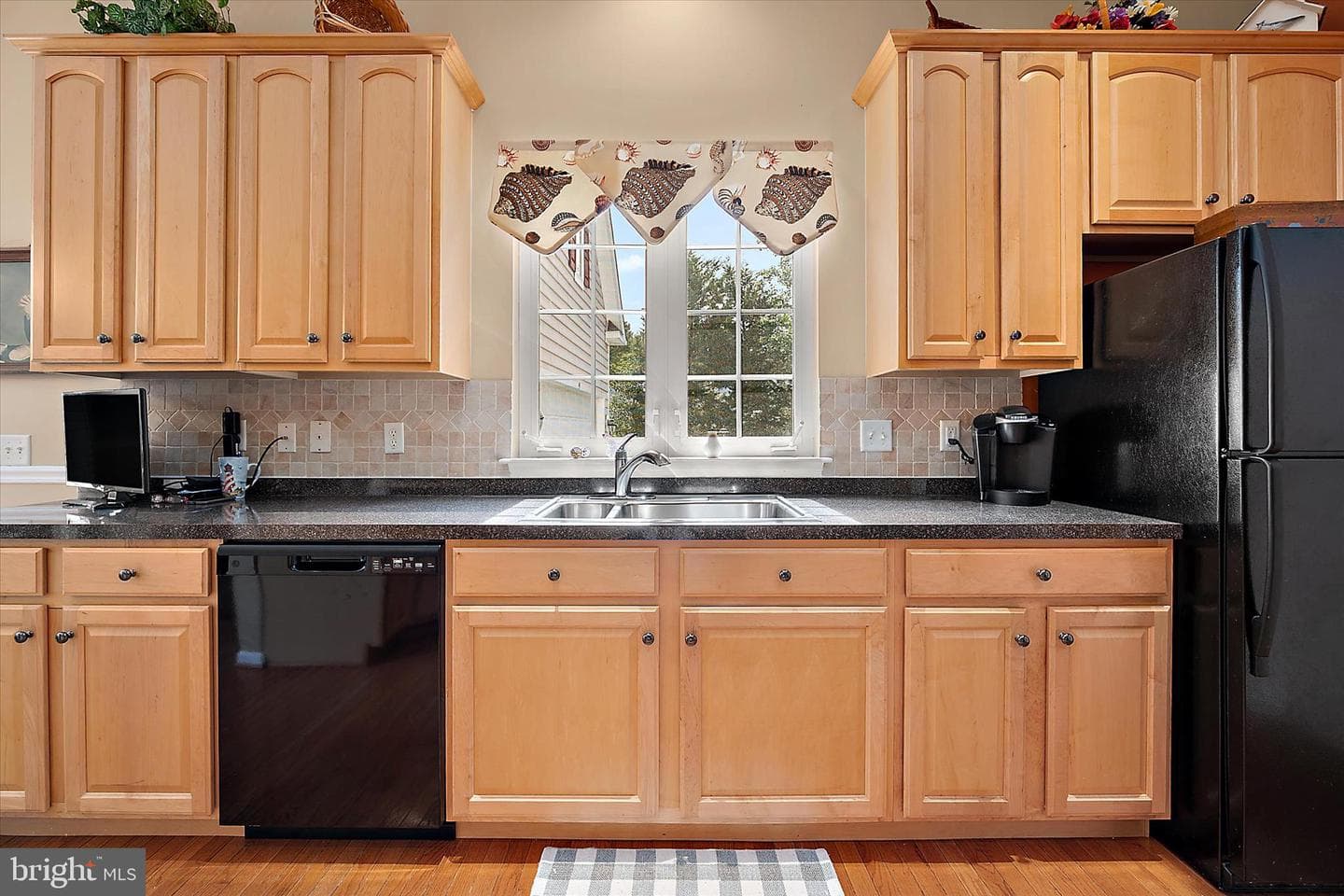 95 Chatham Court photo 20