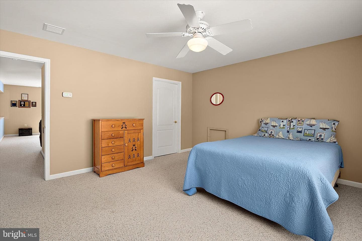 95 Chatham Court photo 52
