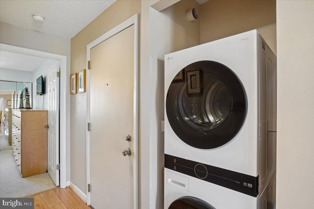 204 33rd Street #30302 photo 8