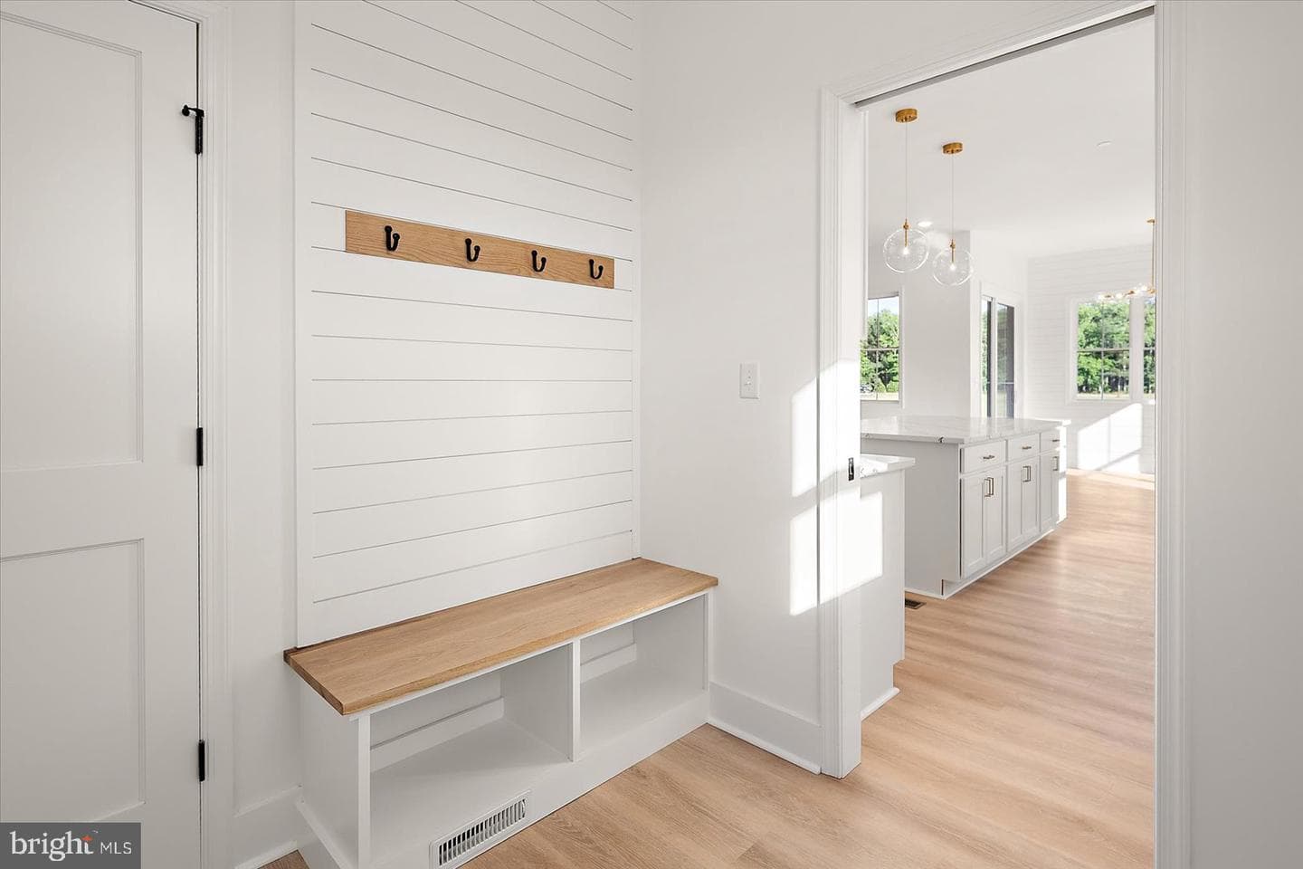 75 King Richard Road photo 41
