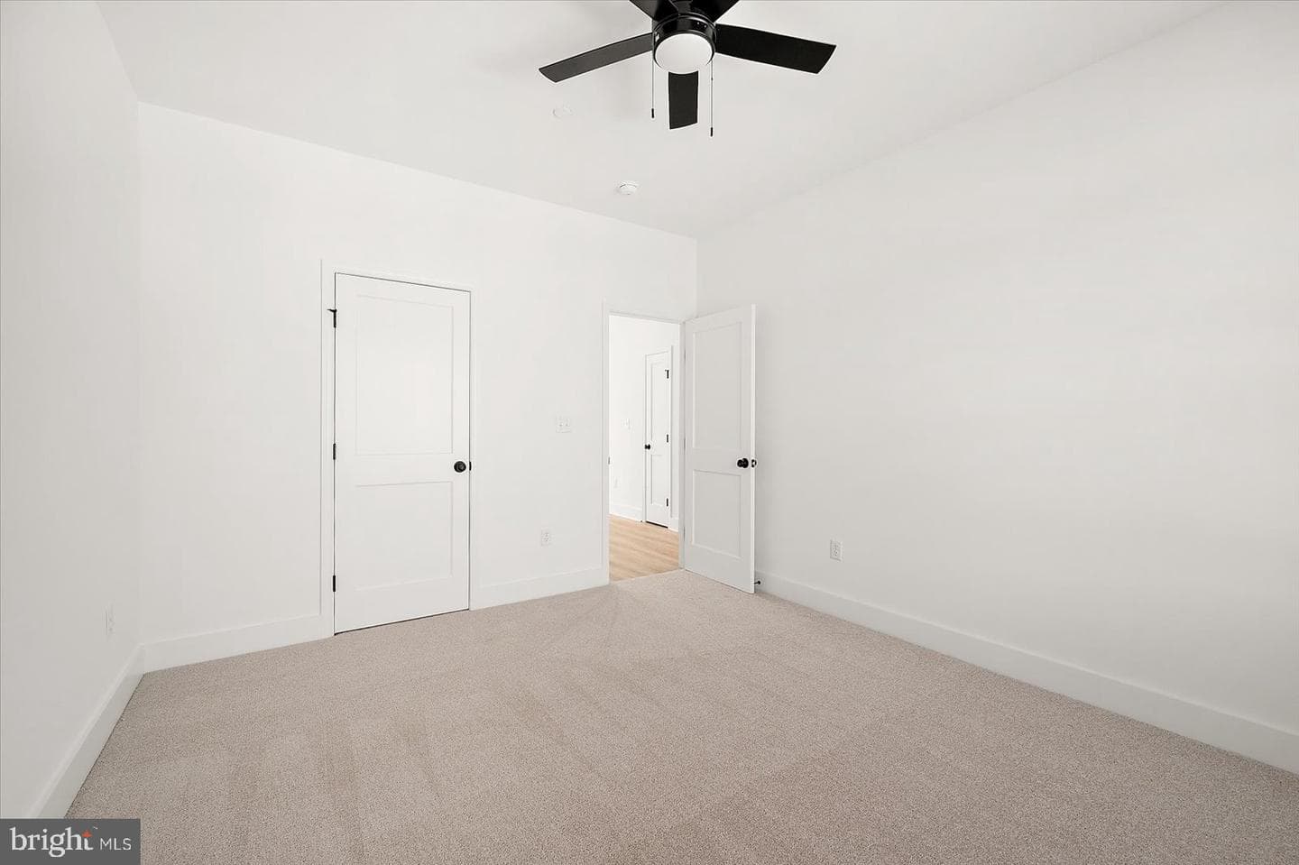 75 King Richard Road photo 47