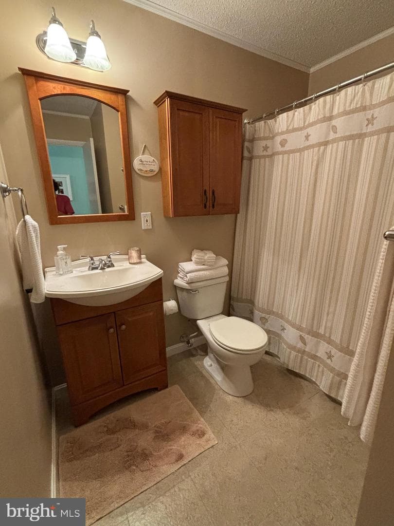 126 Camelot Circle photo 25