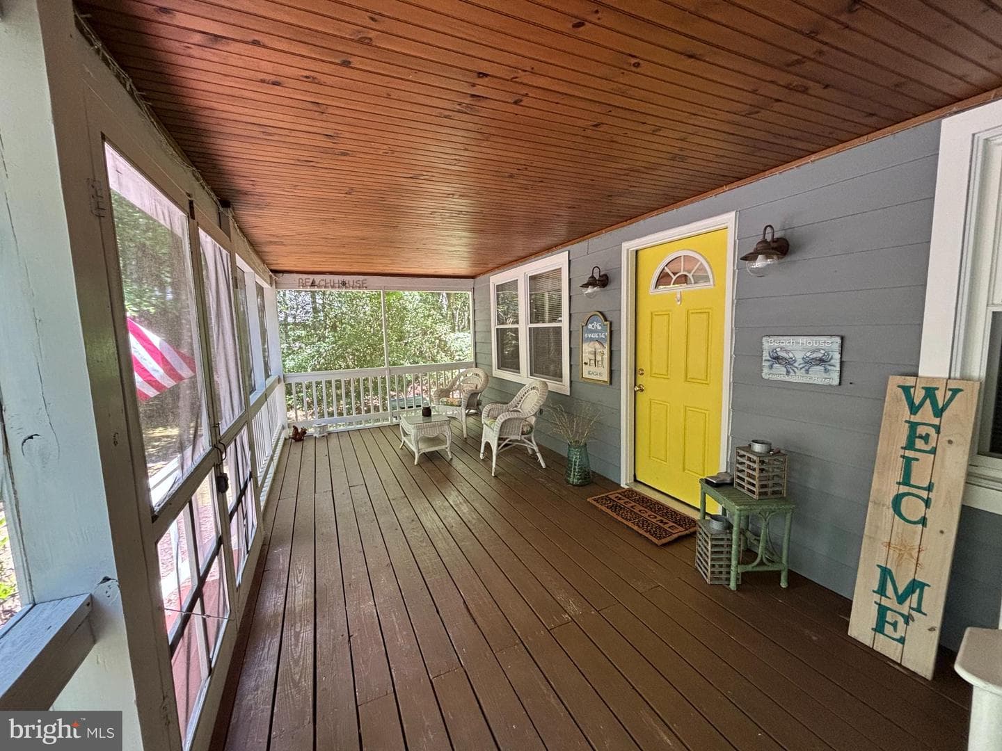 126 Camelot Circle photo 4