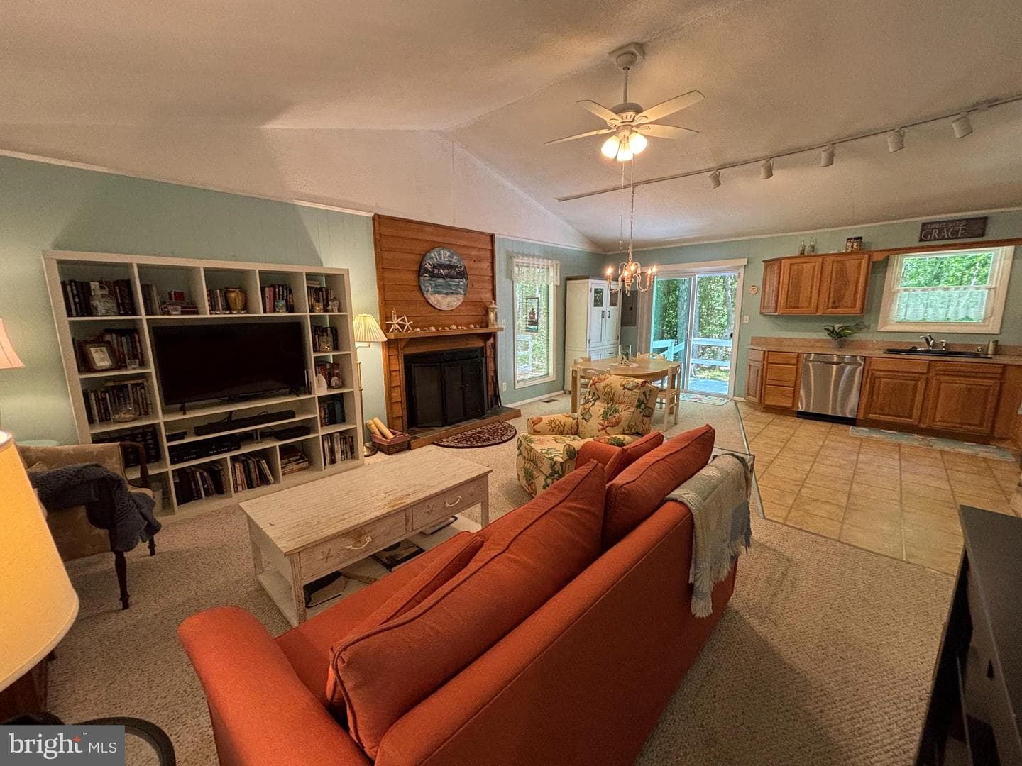 126 Camelot Circle photo 9