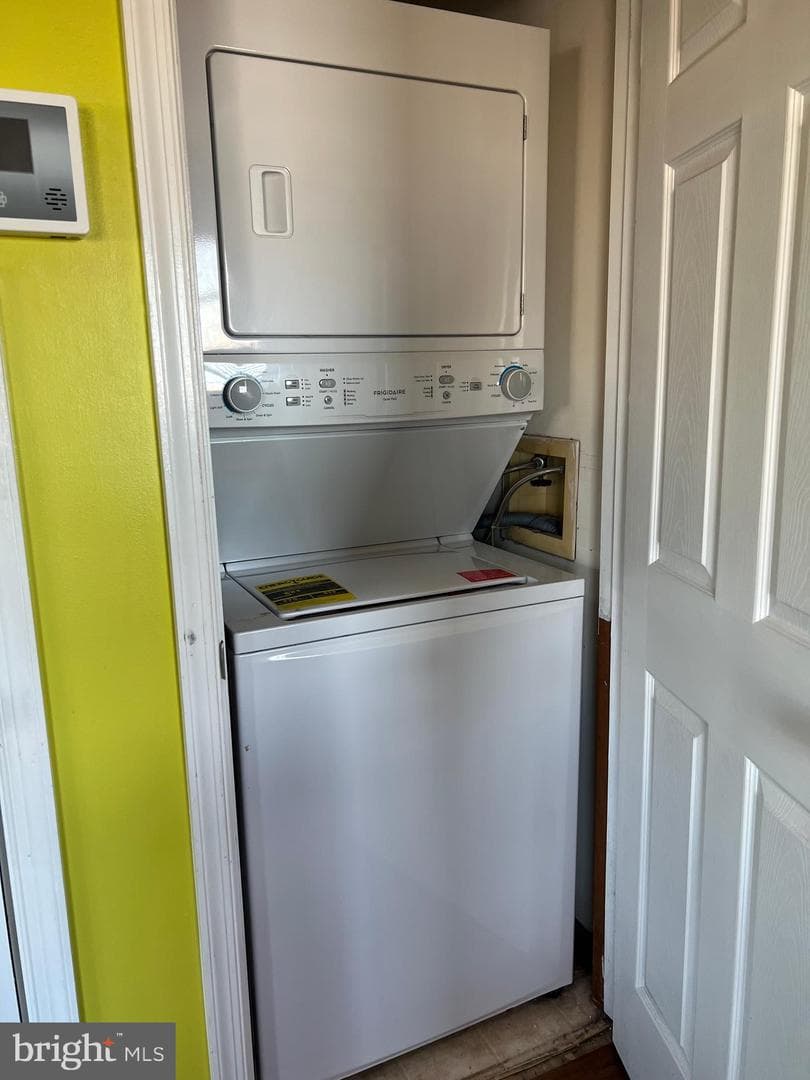 14211 Dukes Avenue #203 photo 17