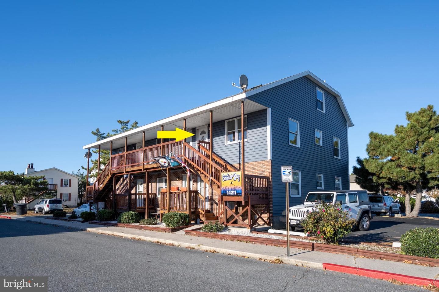 14211 Dukes Avenue #203 photo 4