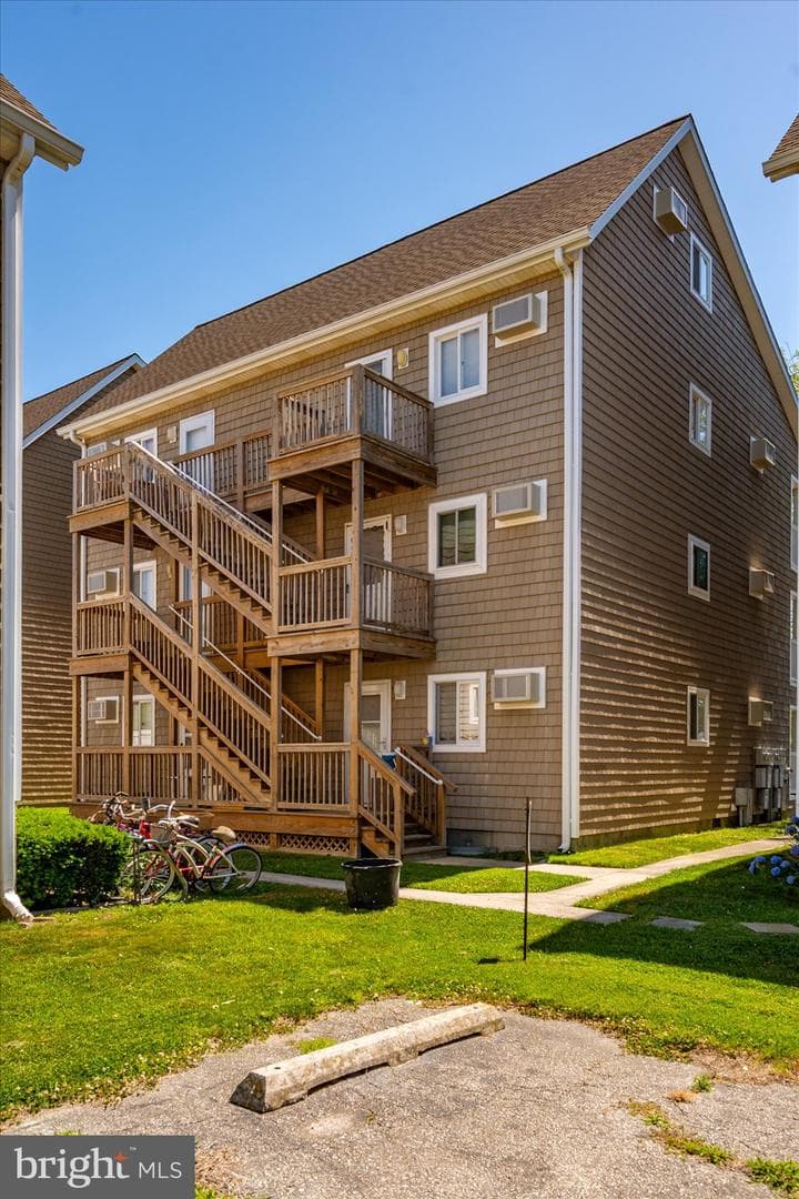 14405 Lighthouse Avenue #112 photo 5