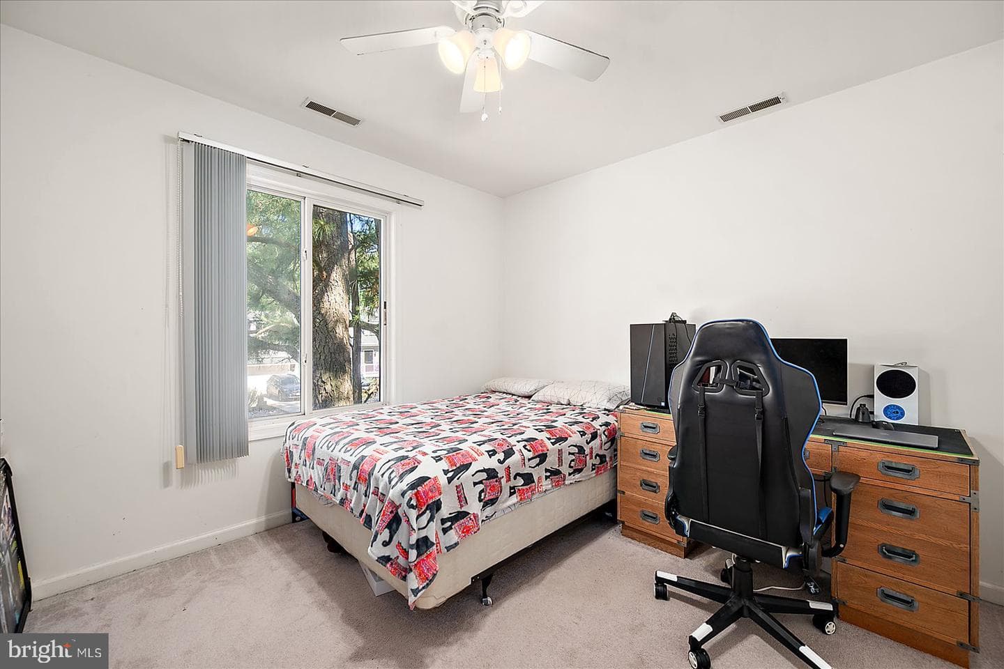 369 Ocean Pkwy photo 34