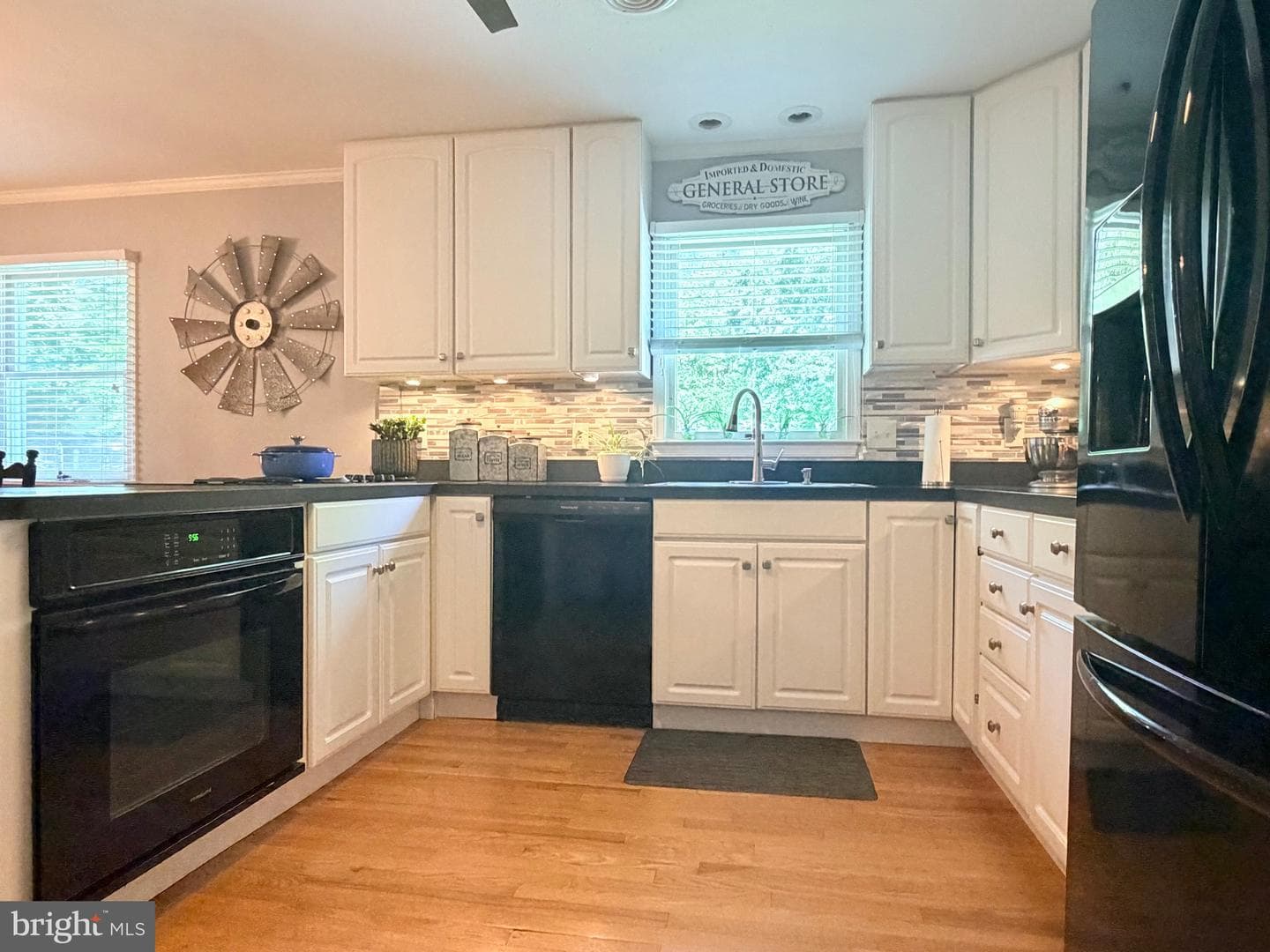4 Burr Hill Drive photo 36