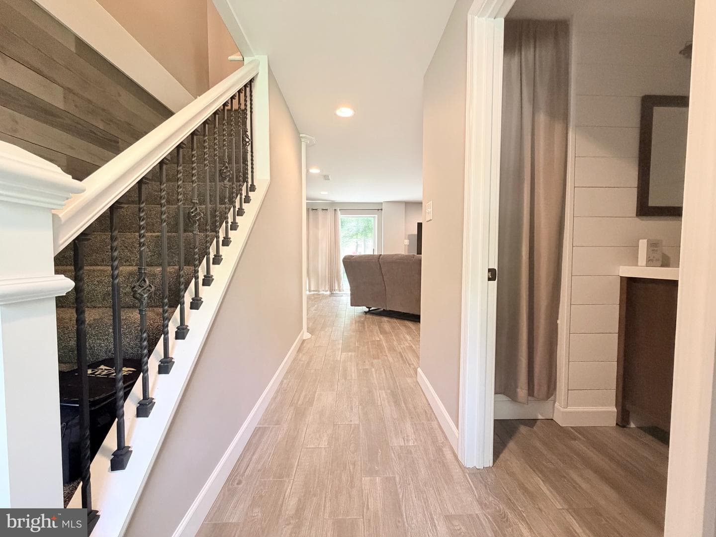 4 Burr Hill Drive photo 9