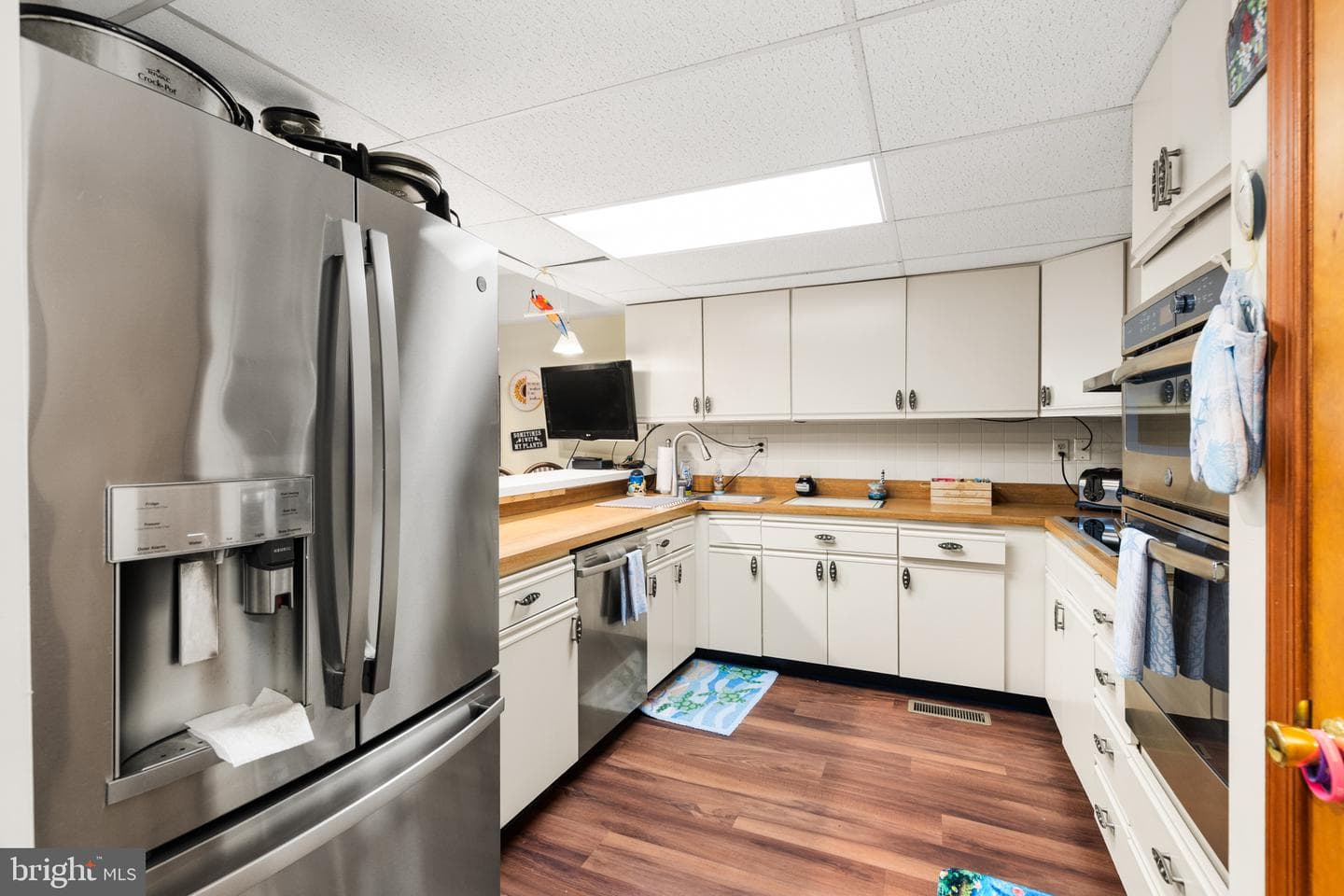 617 Bayshore Court #unit B photo 18