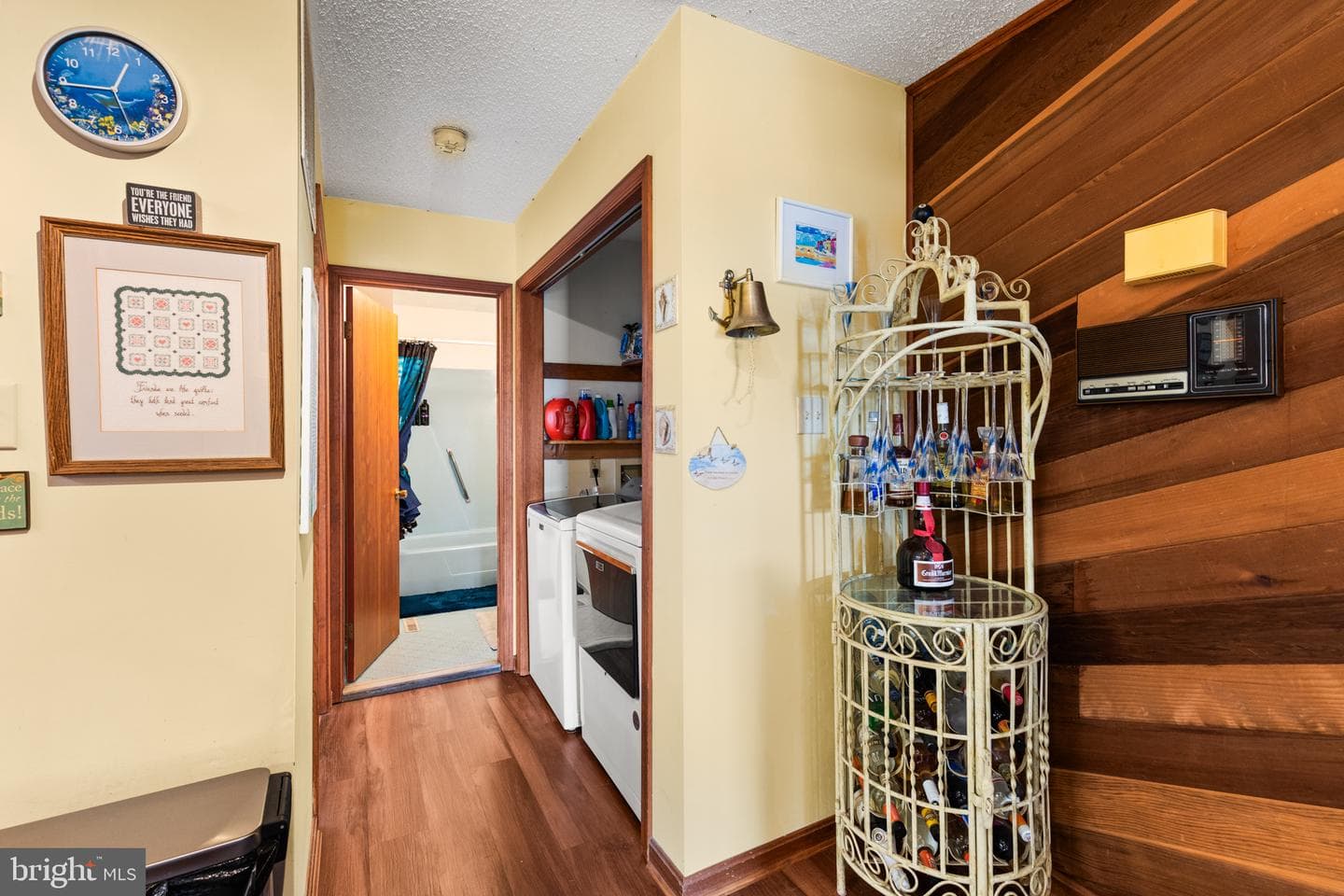 617 Bayshore Court #unit B photo 26
