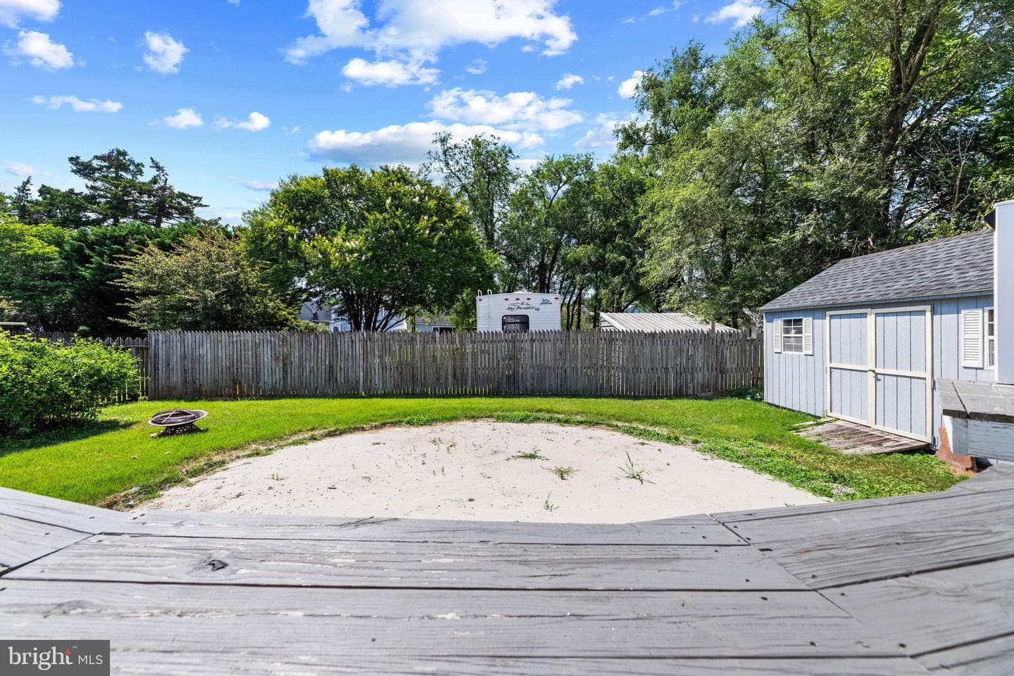 207 Williams Street photo 40