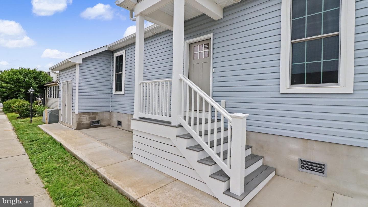 13214 Ocean Drive photo 4