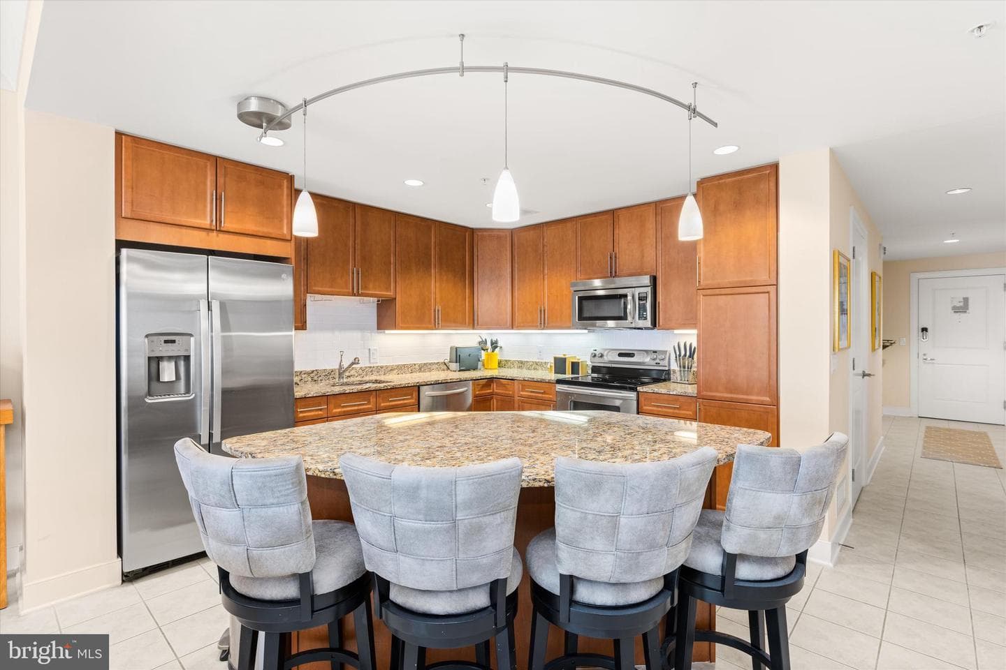 2 48th Street #1405 Gateway Grand photo 5