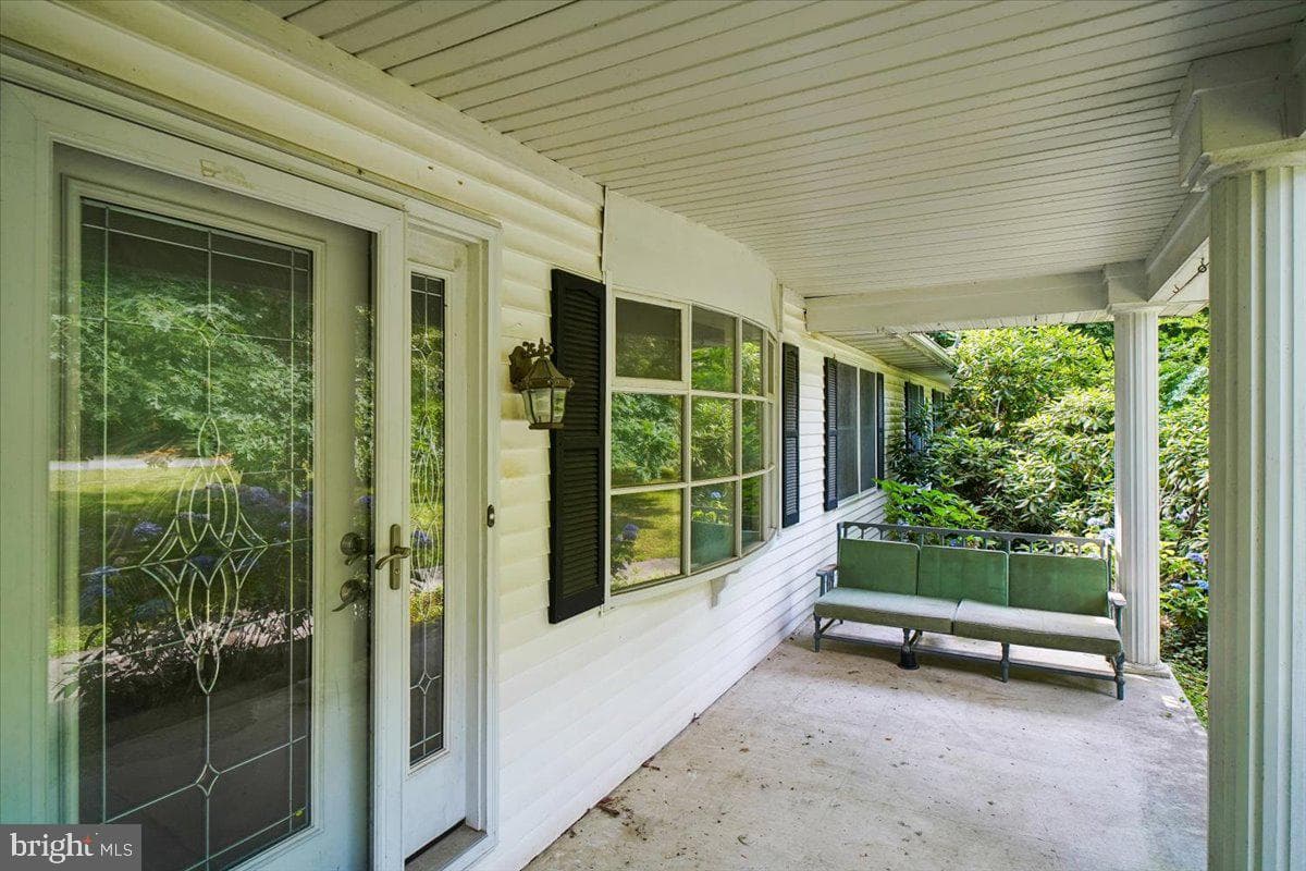 10541 Shady Dr photo 3