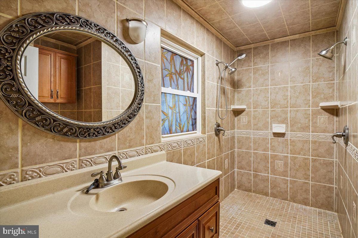 10541 Shady Dr photo 33