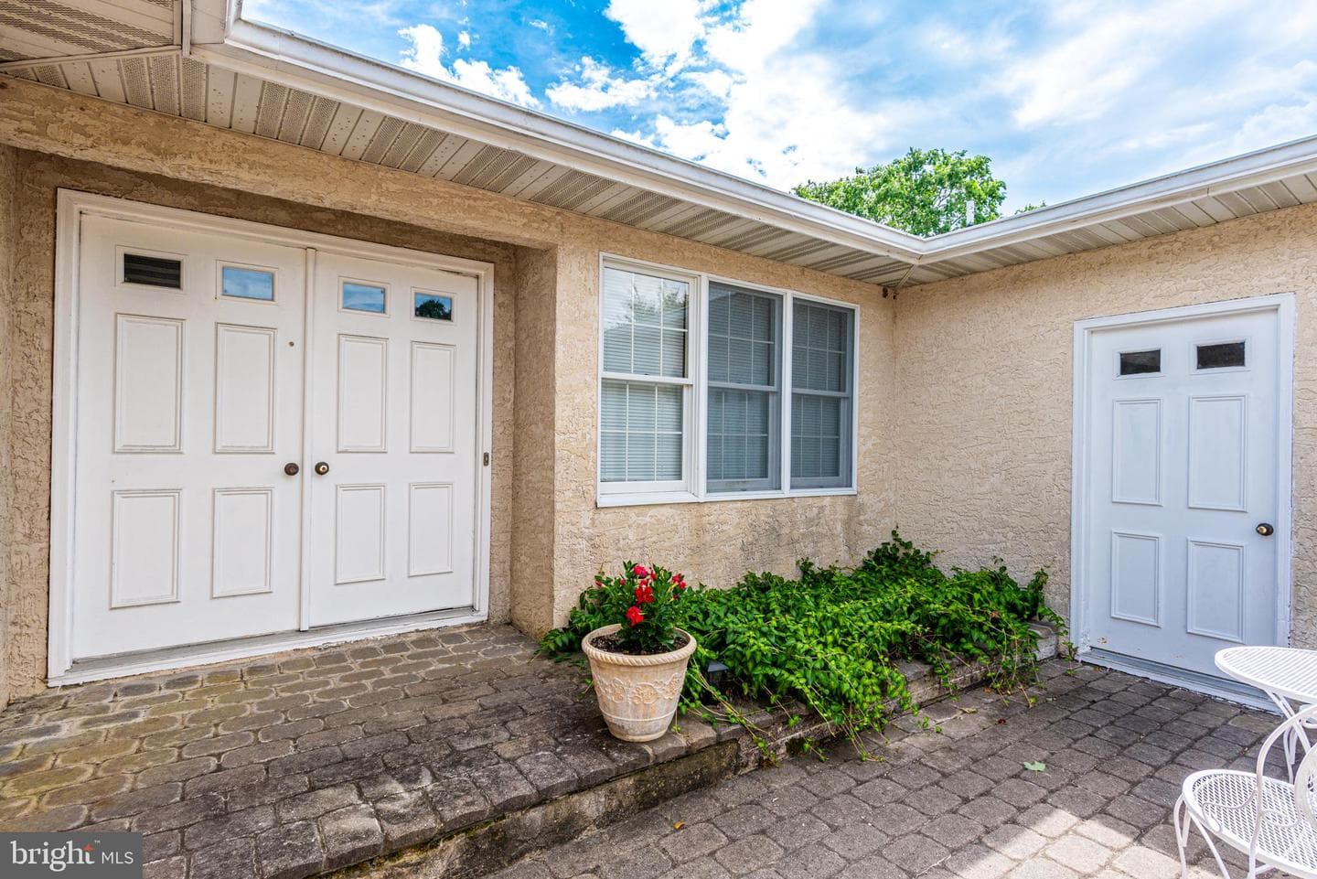 2 Heron Isle Court photo 4