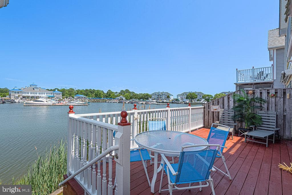 843 Yacht Club Drive photo 35