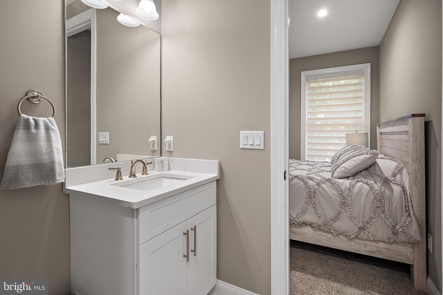 12920 Carmel Avenue #12 photo 72
