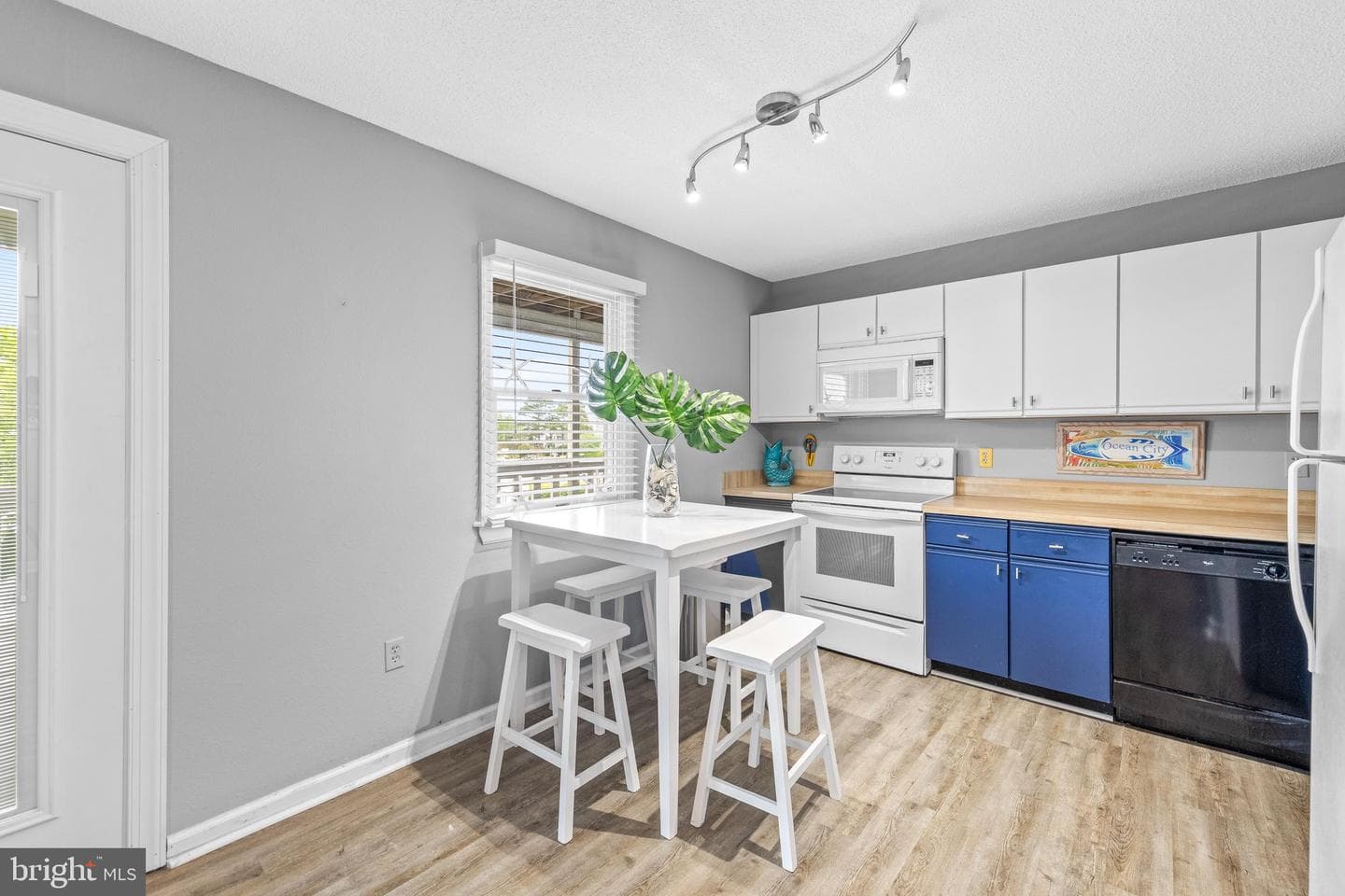 805 142nd Street #203 photo 32