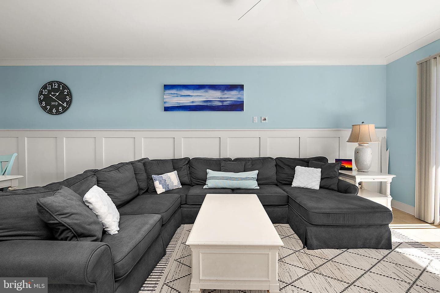 2 48th Street #1402 photo 14
