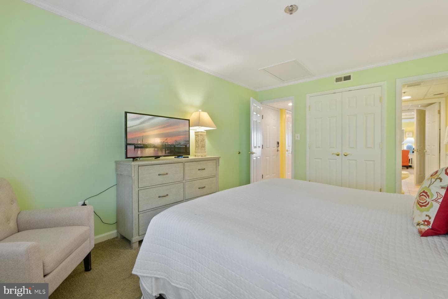 205 Somerset Street #403b photo 27