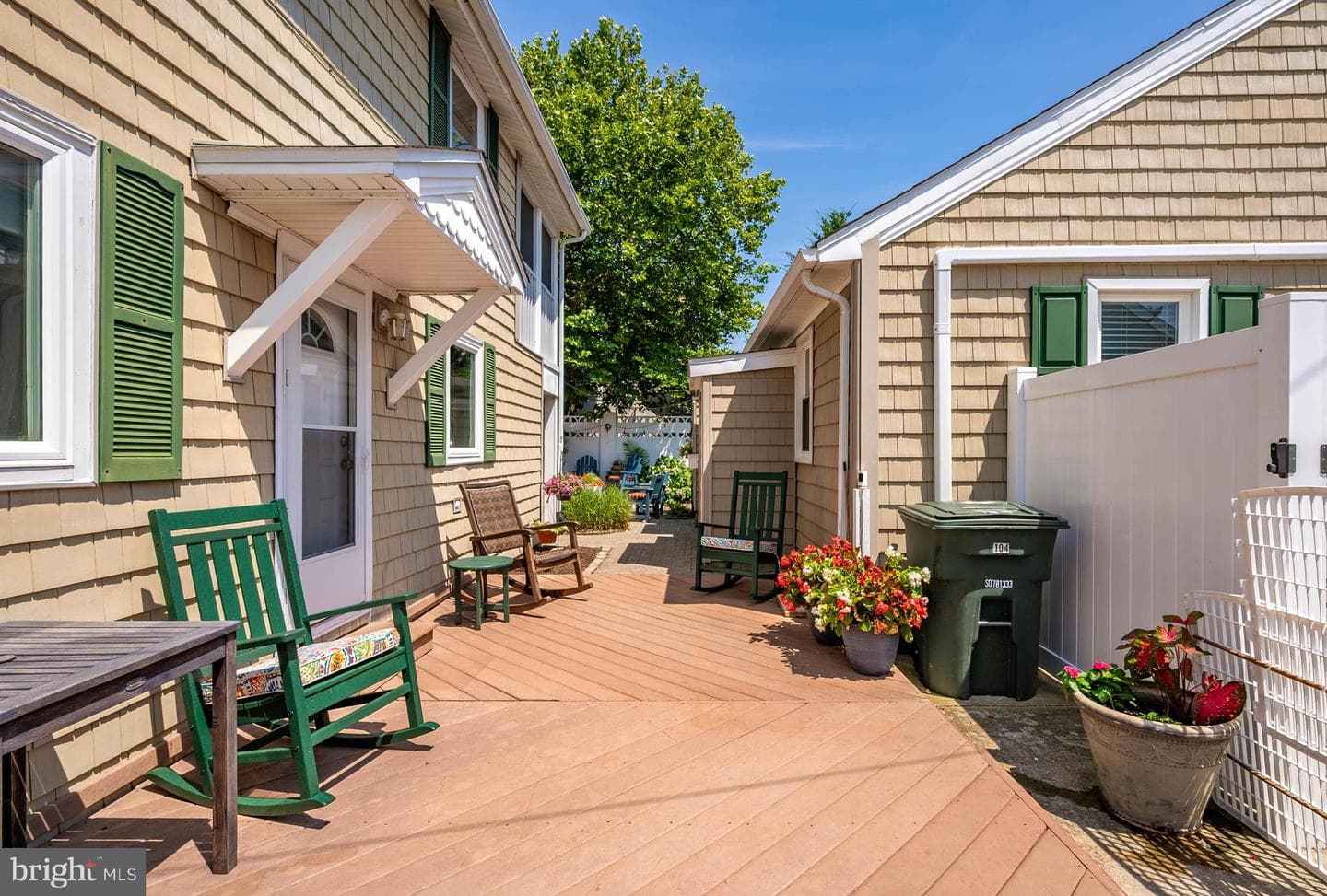 104 Bering Road photo 33