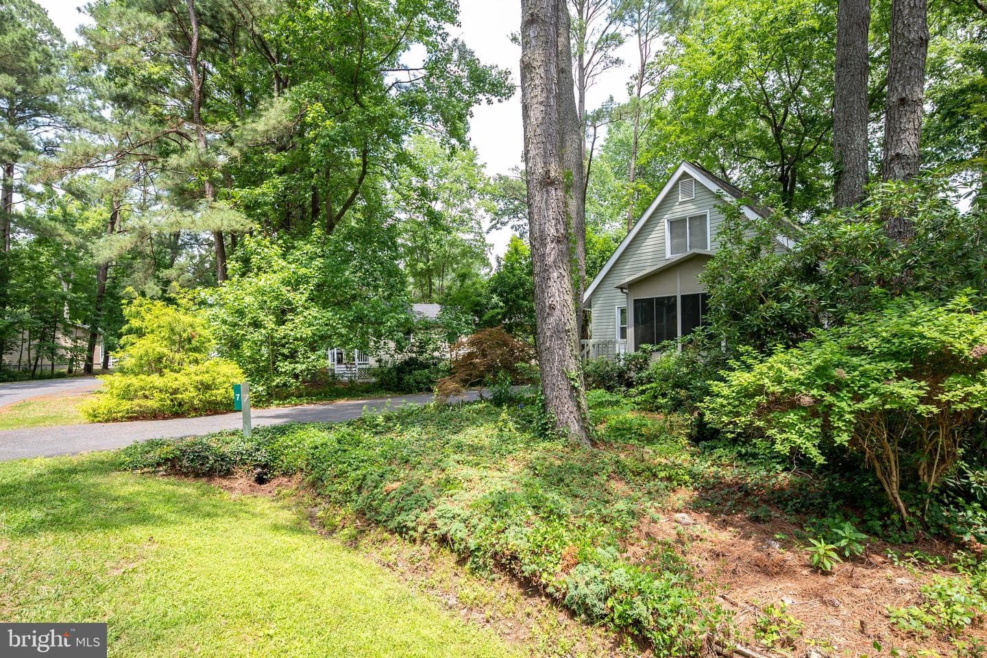 7 Royal Oaks Drive photo 37